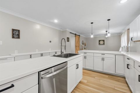 Tiny photo for 1415 W Forest Lane, Marion, IN 46952 (MLS # 202627829)