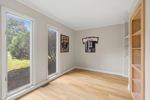 Tiny photo for 1415 W Forest Lane, Marion, IN 46952 (MLS # 202627829)