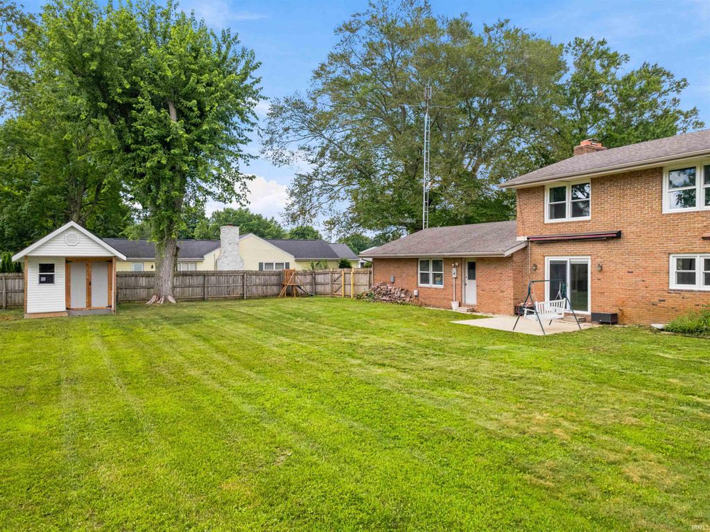 Photo of 1415 W Forest Lane, Marion, IN 46952 (MLS # 202627829)