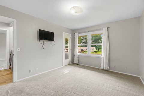 Tiny photo for 1415 W Forest Lane, Marion, IN 46952 (MLS # 202627829)