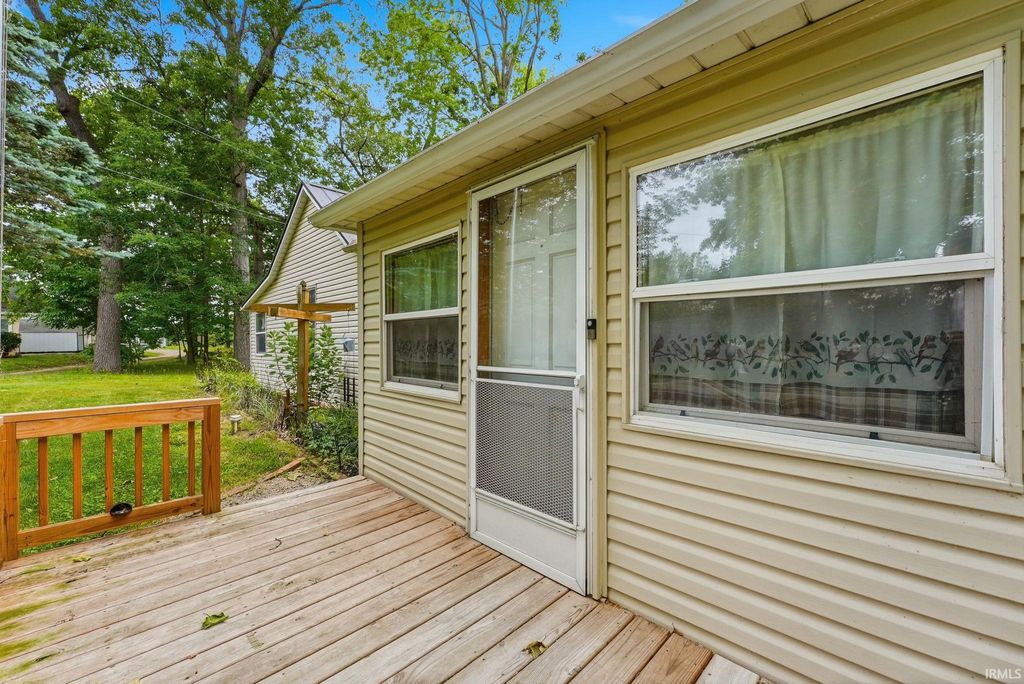 Photo of 267 EMS T26 Lane, Leesburg, IN 46538 (MLS # 202625143)