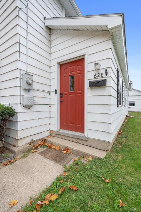 Tiny photo for 628 W WOODLAND Avenue, Kokomo, IN 46902 (MLS # 202642939)