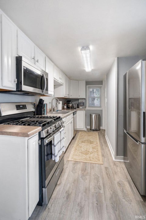 Tiny photo for 628 W WOODLAND Avenue, Kokomo, IN 46902 (MLS # 202642939)