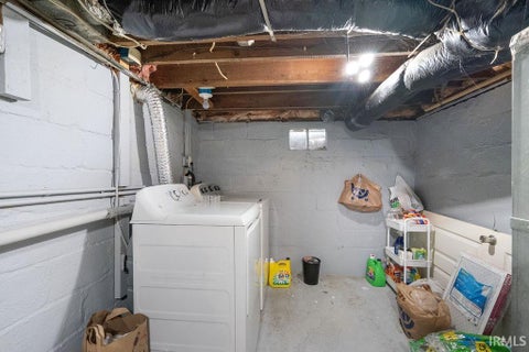 Tiny photo for 628 W WOODLAND Avenue, Kokomo, IN 46902 (MLS # 202642939)