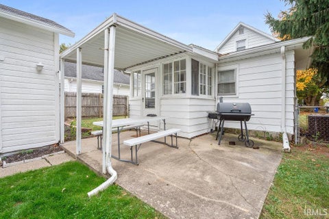 Tiny photo for 628 W WOODLAND Avenue, Kokomo, IN 46902 (MLS # 202642939)