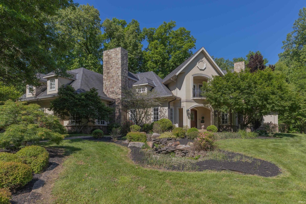 Photo of 1620 Talon Place, Evansville, IN 47725 (MLS # 202626709)
