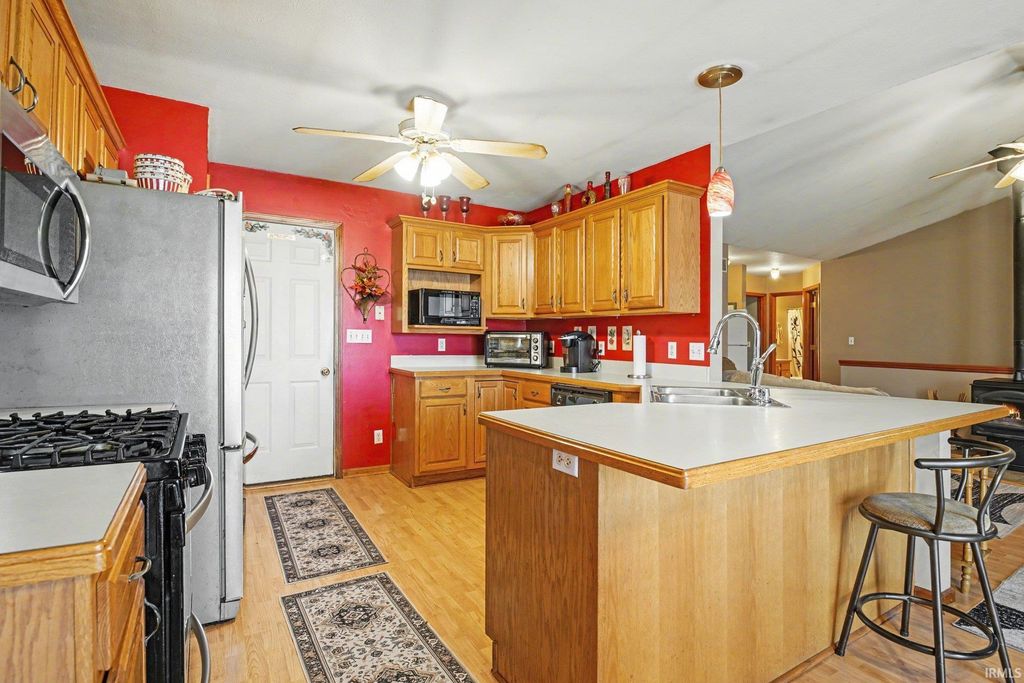 Photo of 13288 Vistula Drive, Bristol, IN 46507 (MLS # 202612478)