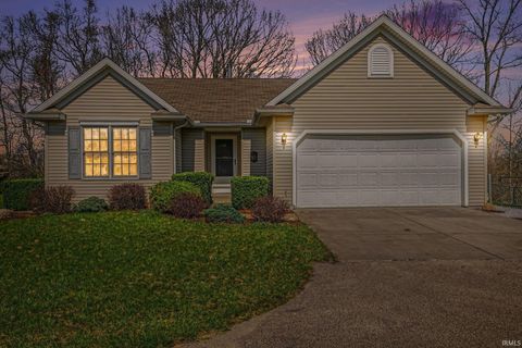 Photo of 13288 Vistula Drive, Bristol, IN 46507 (MLS # 202612478)