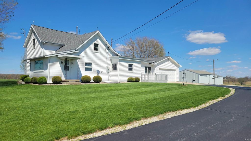 Photo of 7324 S 200 W Road, Claypool, IN 46510 (MLS # 202614052)