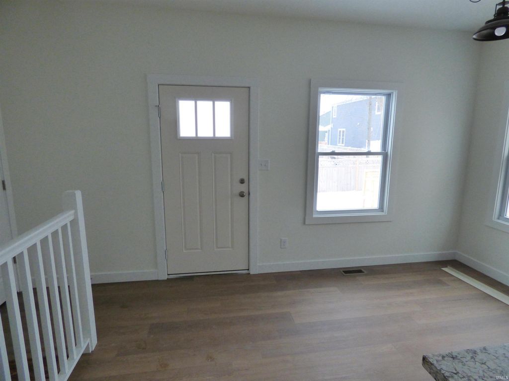 Photo of 726 TURNOCK Street, South Bend, IN 46617 (MLS # 202548991)