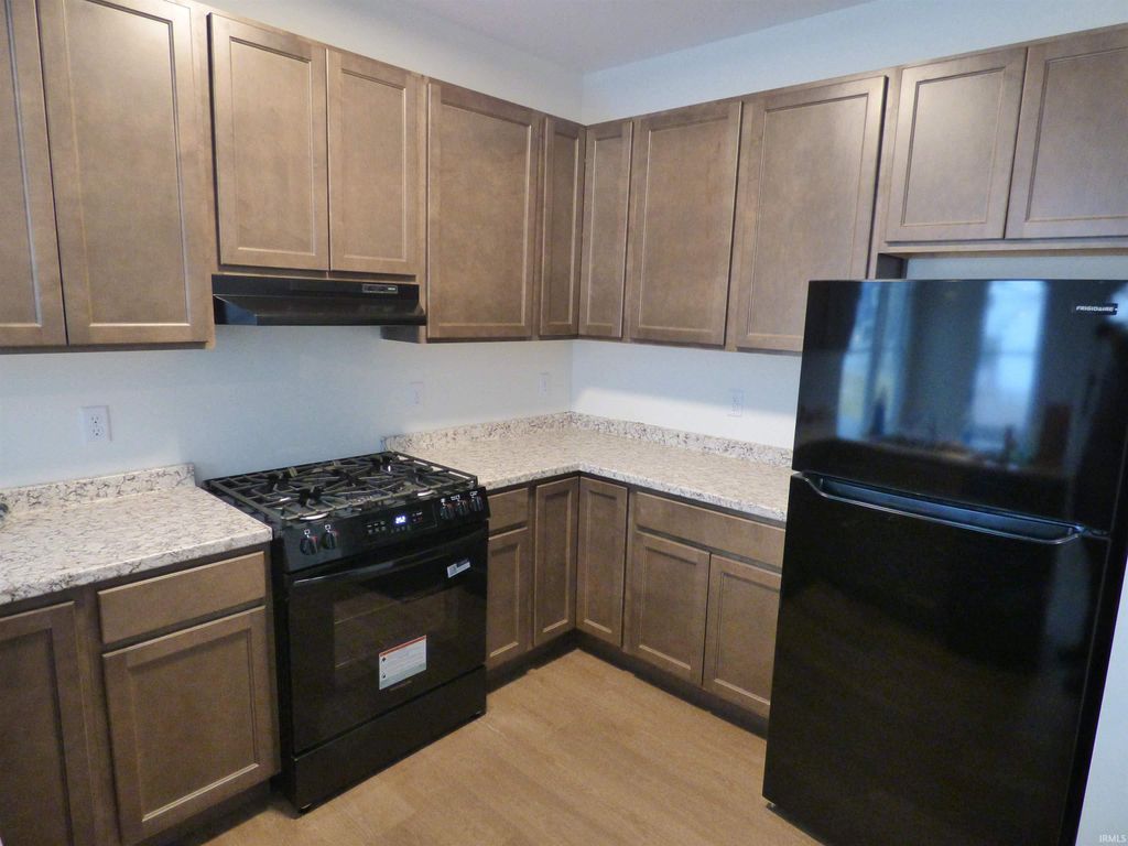 Photo of 726 TURNOCK Street, South Bend, IN 46617 (MLS # 202548991)