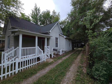 Tiny photo for 515 S Washington Street, Kokomo, IN 46901 (MLS # 202630921)