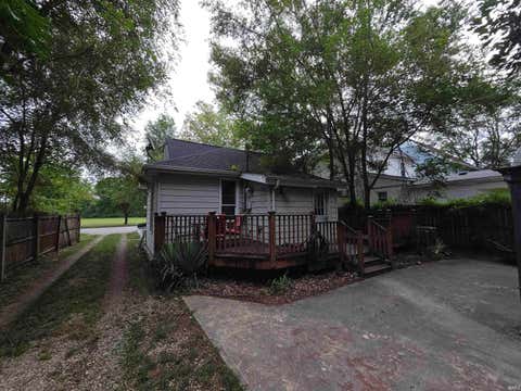 Tiny photo for 515 S Washington Street, Kokomo, IN 46901 (MLS # 202630921)