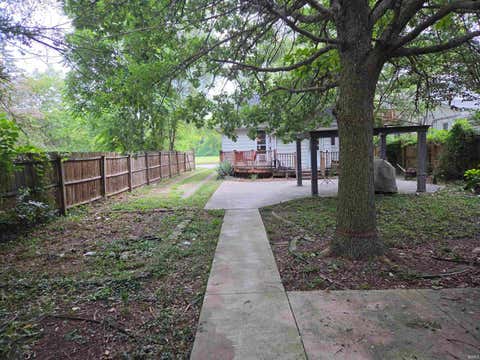 Tiny photo for 515 S Washington Street, Kokomo, IN 46901 (MLS # 202630921)