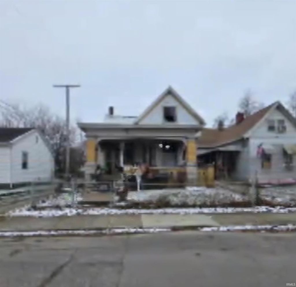 Photo of 1110 W Delaware Street, Evansville, IN 47710 (MLS # 202600925)