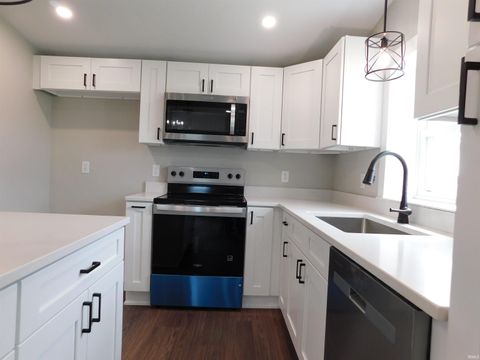 Tiny photo for 1713 E 1500 N, Macy, IN 46951 (MLS # 202614492)