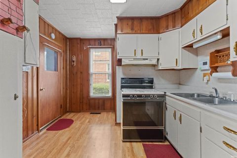 Tiny photo for 1111 W Walnut Street, Kokomo, IN 46901 (MLS # 202533492)