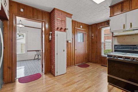 Tiny photo for 1111 W Walnut Street, Kokomo, IN 46901 (MLS # 202533492)