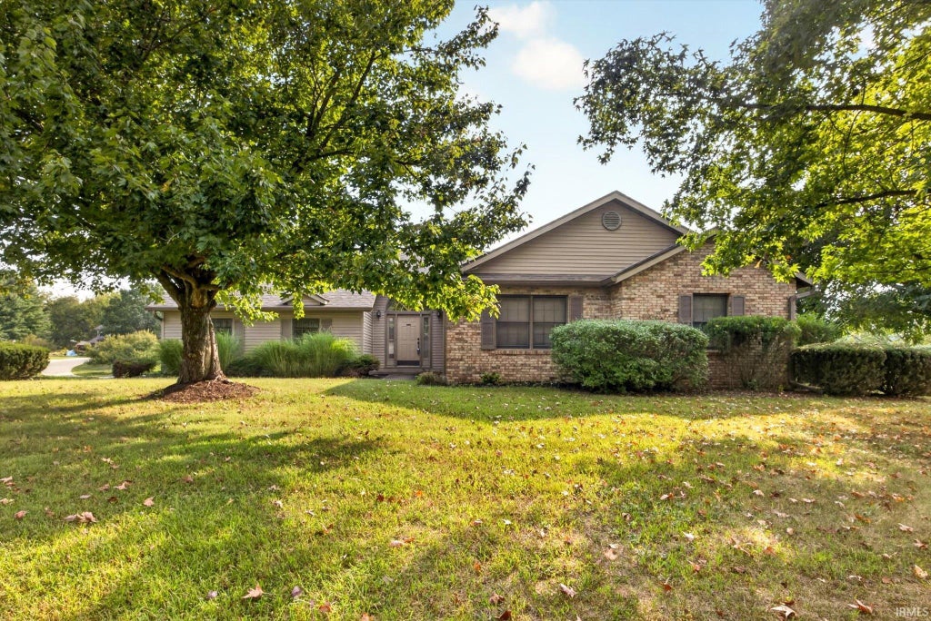 Photo of 2700 E Crabapple Circle, Bloomington, IN 47401 (MLS # 202638662)
