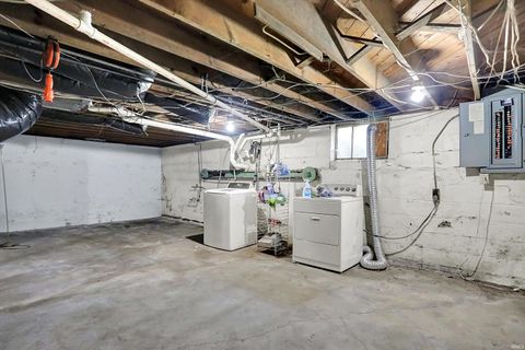 Tiny photo for 224 Reddingdale Drive, New Castle, IN 47362 (MLS # 202544845)