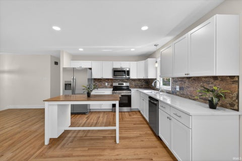 Tiny photo for 2102 E Wimbleton Lane, Bloomington, IN 47401 (MLS # 202621253)