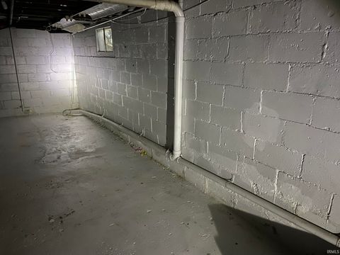 Tiny photo for 207 S Market Street, North Manchester, IN 46962 (MLS # 202542582)