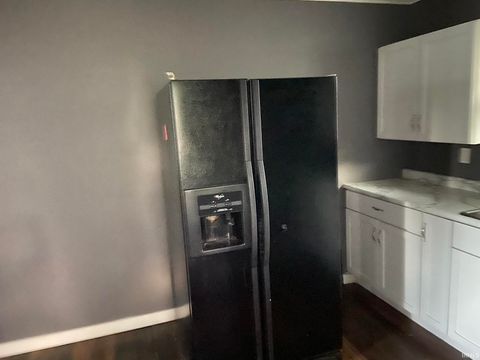 Tiny photo for 207 S Market Street, North Manchester, IN 46962 (MLS # 202542582)