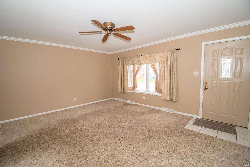 Photo of 615 E 15Th Street, Mishawaka, IN 46544 (MLS # 202546839)