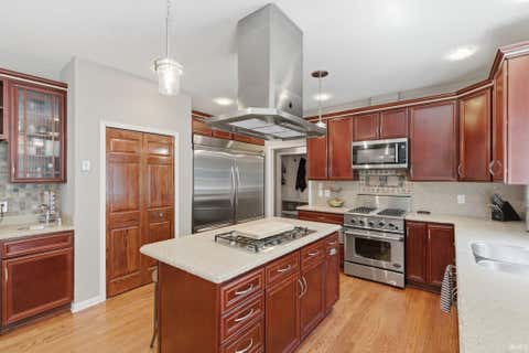 Tiny photo for 50905 Persimmon Drive, South Bend, IN 46628 (MLS # 202620516)