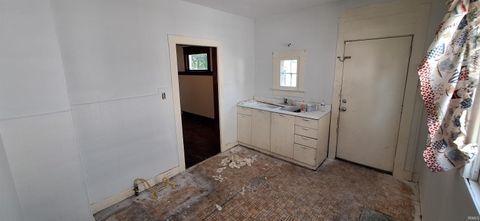 Tiny photo for 3310 Harrison Street, Fort Wayne, IN 46802 (MLS # 202619919)