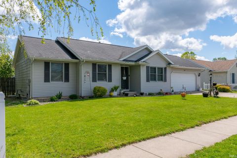 Tiny photo for 1008 Colonial Manor Drive, Goshen, IN 46516 (MLS # 202615887)