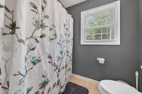 Tiny photo for 4557 E Division Road, Logansport, IN 46947 (MLS # 202634656)