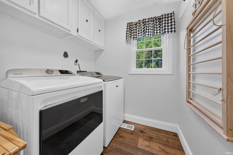 Tiny photo for 4557 E Division Road, Logansport, IN 46947 (MLS # 202634656)