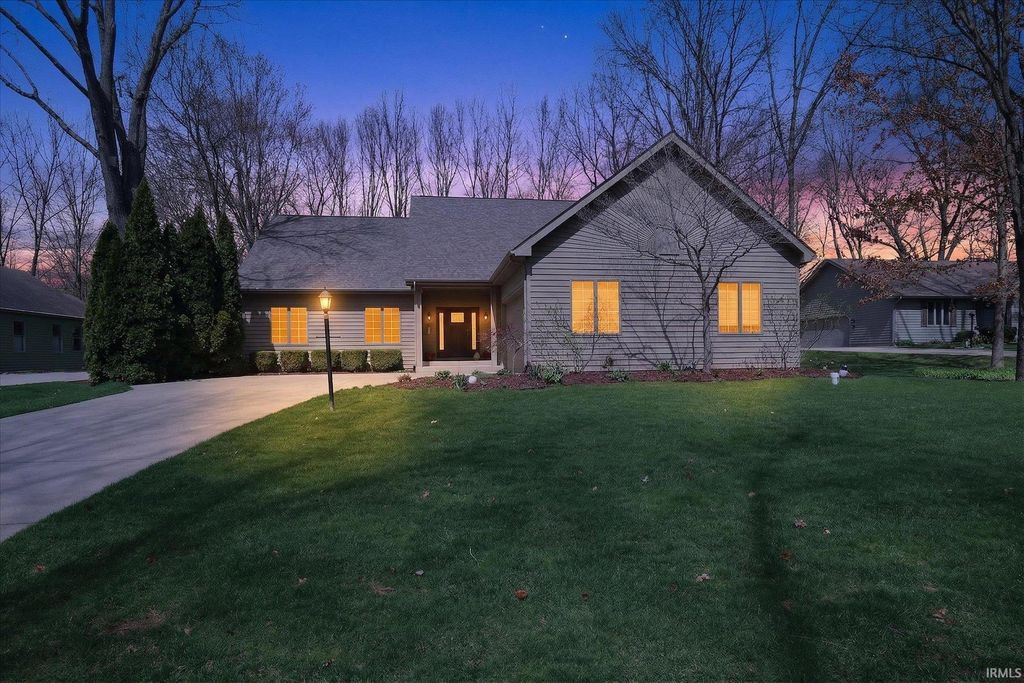Photo of 11781 Old Oak Drive, Granger, IN 46530 (MLS # 202611719)