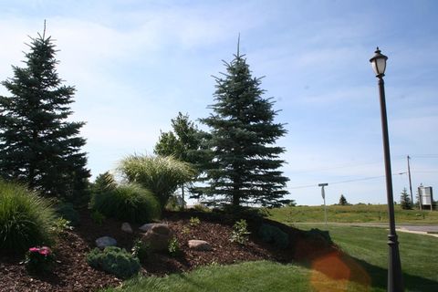 Photo of 2252 Highlander Drive, Warsaw, IN 46580 (MLS # 202508836)