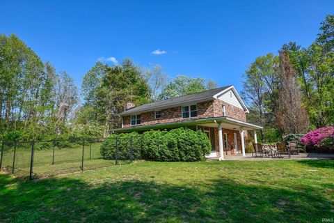 Tiny photo for 9908 Fischer Road, Evansville, IN 47720 (MLS # 202615081)