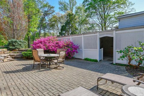 Tiny photo for 9908 Fischer Road, Evansville, IN 47720 (MLS # 202615081)
