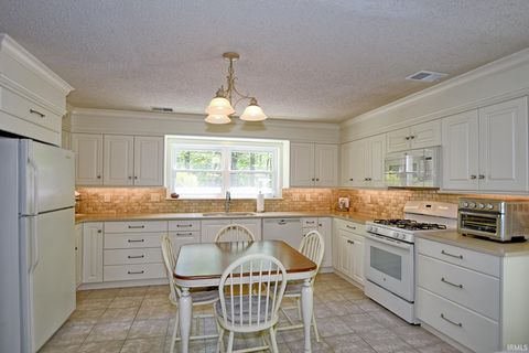 Tiny photo for 9908 Fischer Road, Evansville, IN 47720 (MLS # 202615081)