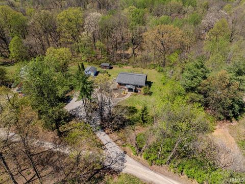 Tiny photo for 9908 Fischer Road, Evansville, IN 47720 (MLS # 202615081)