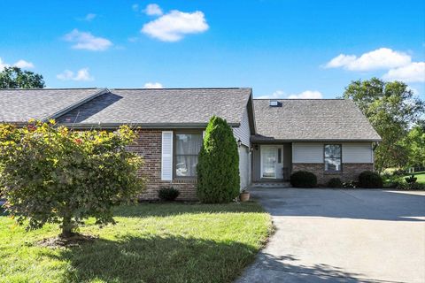 Photo of 3916 S Allen Court, Bloomington, IN 47401 (MLS # 202541083)