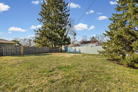 Tiny photo for 18 Kohl Court, Lafayette, IN 47909 (MLS # 202607955)