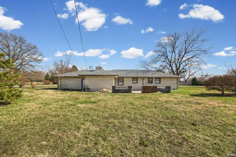 Tiny photo for 18 Kohl Court, Lafayette, IN 47909 (MLS # 202607955)