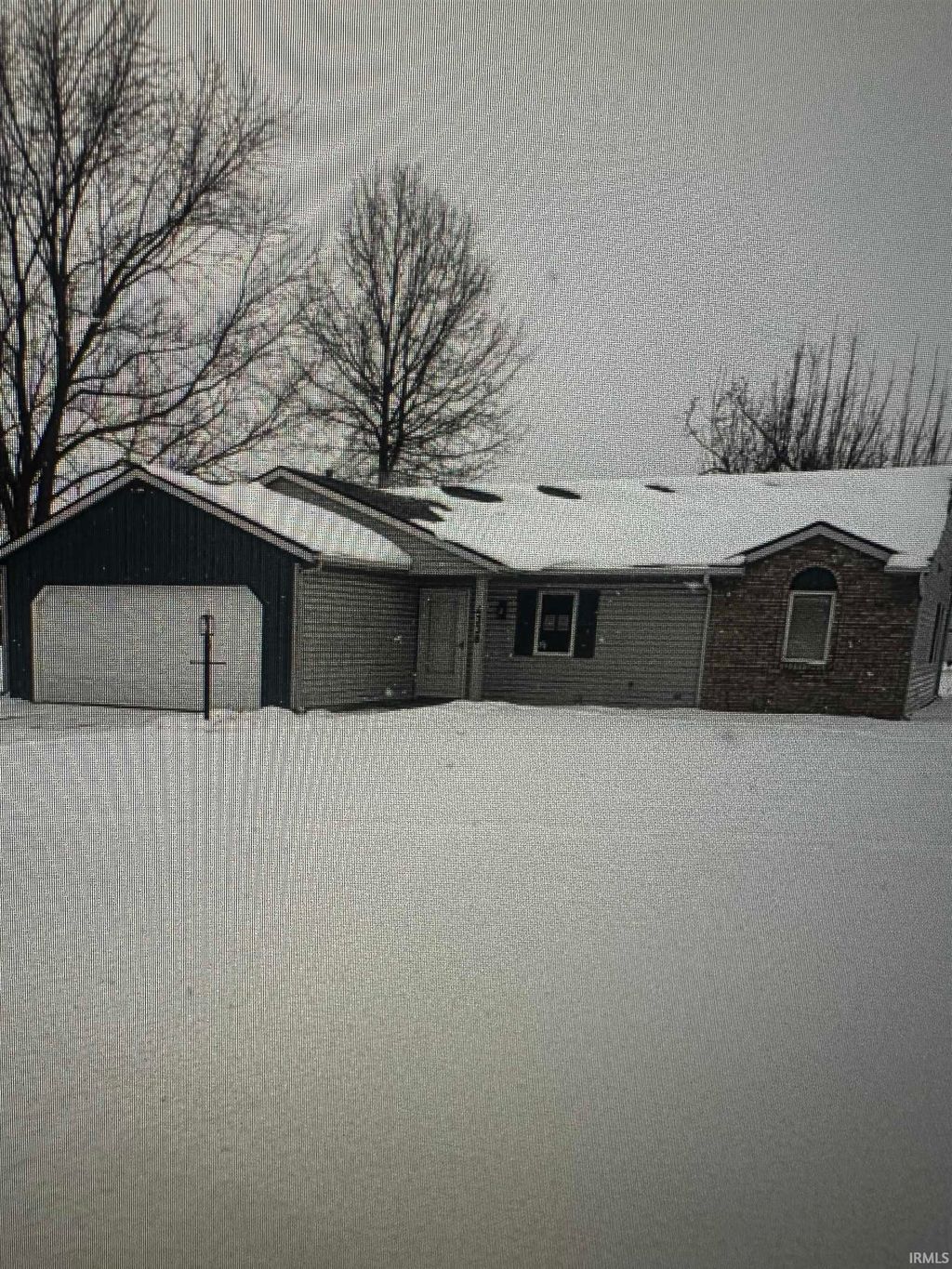 Photo of 4338 Knoll Road, Fort Wayne, IN 46809 (MLS # 202603313)