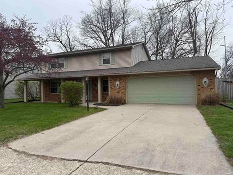 Photo of 5425 Hewitt Lane, Fort Wayne, IN 46815 (MLS # 202612496)
