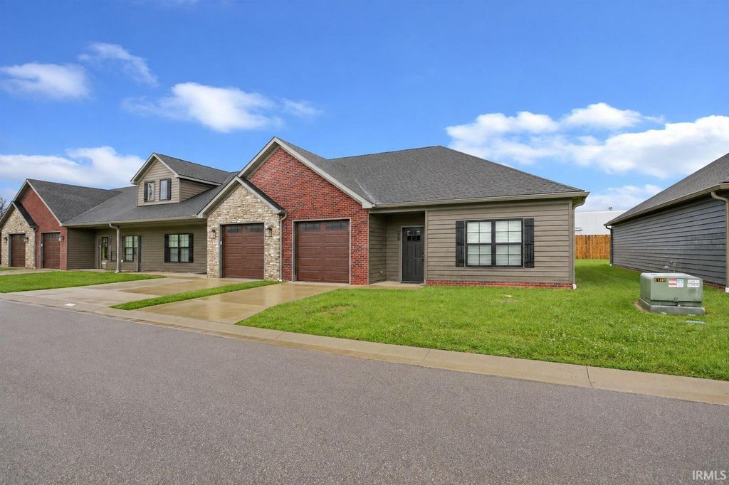 Photo of 3782 High Pointe Lane, Newburgh, IN 47630 (MLS # 202615585)