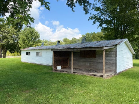 Tiny photo for 4505 N State Road 25 Highway, Rochester, IN 46975 (MLS # 202636203)