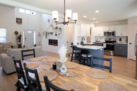Tiny photo for 927 Clairborne Drive, Fort Wayne, IN 46818 (MLS # 202635183)