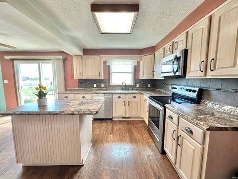 Tiny photo for 2767 N 300 West, Bluffton, IN 46714 (MLS # 202614661)
