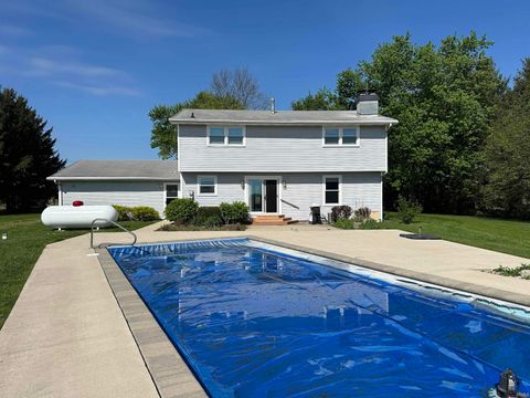 Tiny photo for 2767 N 300 West, Bluffton, IN 46714 (MLS # 202614661)