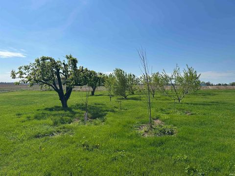 Tiny photo for 2767 N 300 West, Bluffton, IN 46714 (MLS # 202614661)
